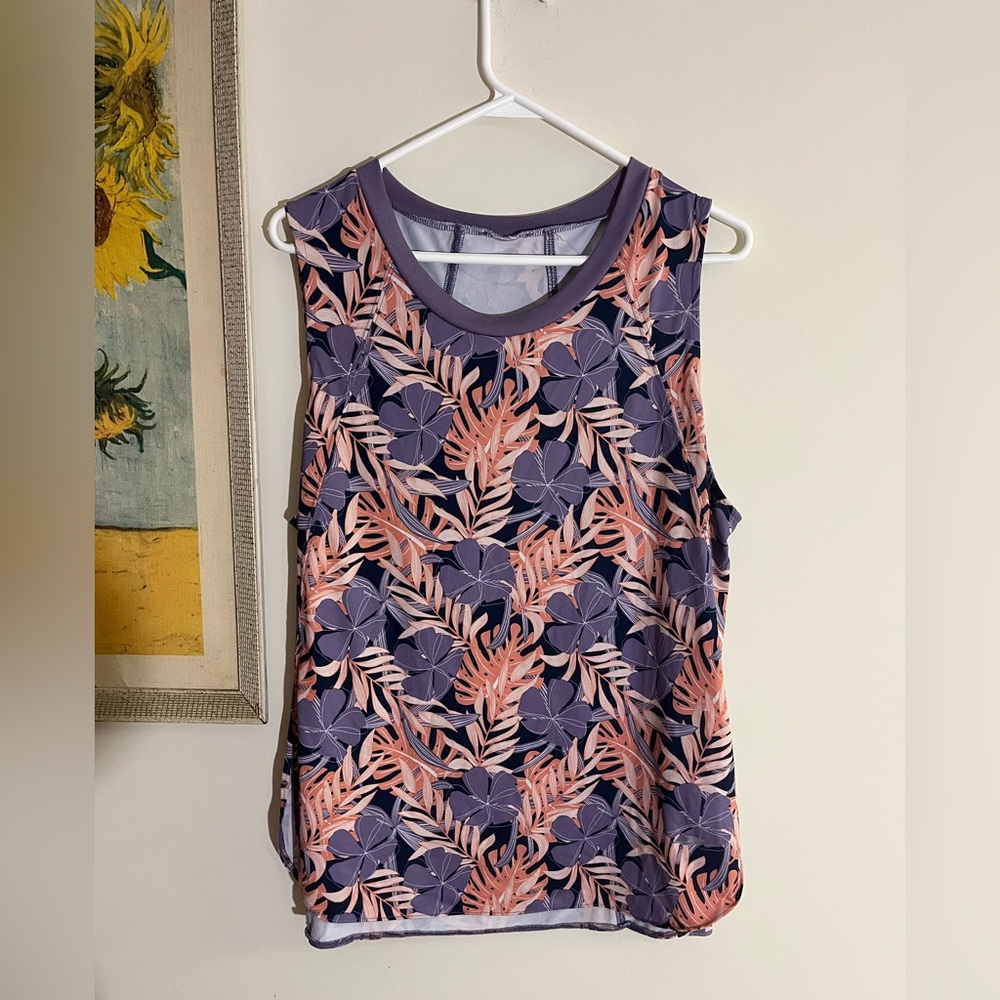 💚3 for $15 floral print crane tank top